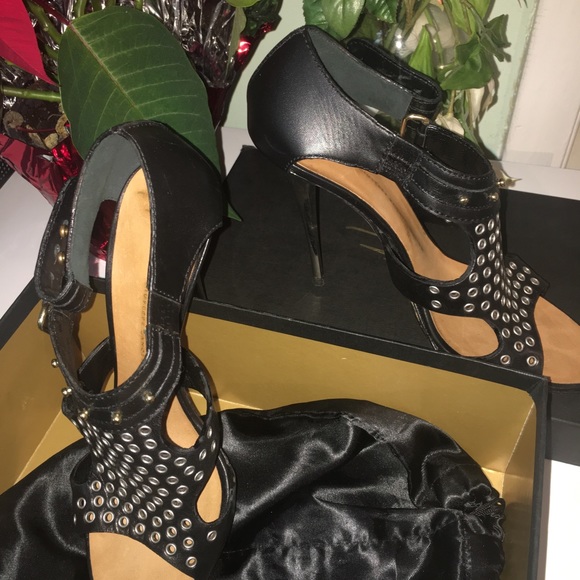 SALE! Women’s Giuseppe Zanotti sandals, size 40 - Picture 3 of 8